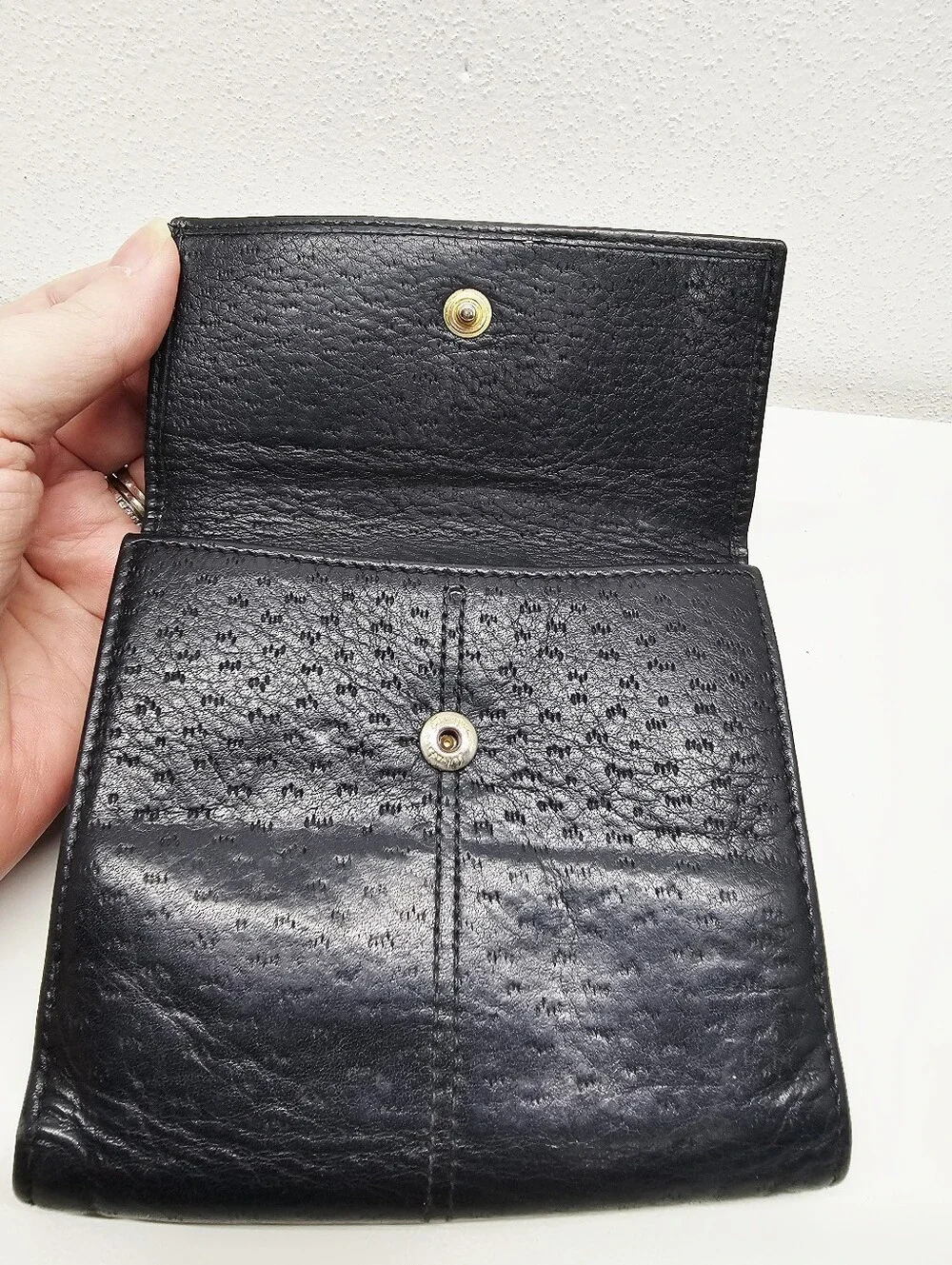 Salvatore Ferragamo Black Gancini Textured Leather Compact Wallet French Bifold